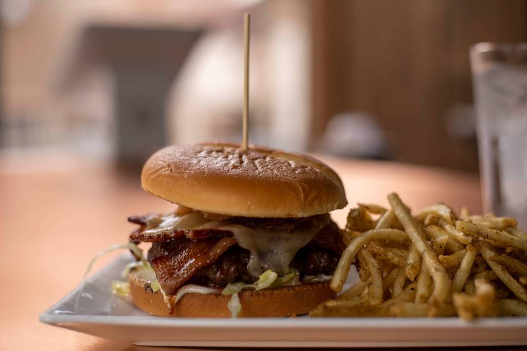 The Northern Public House | restaurant | 15415 Main St #101, Mill Creek, WA 98012, USA | 4259487457 OR +1 425-948-7457