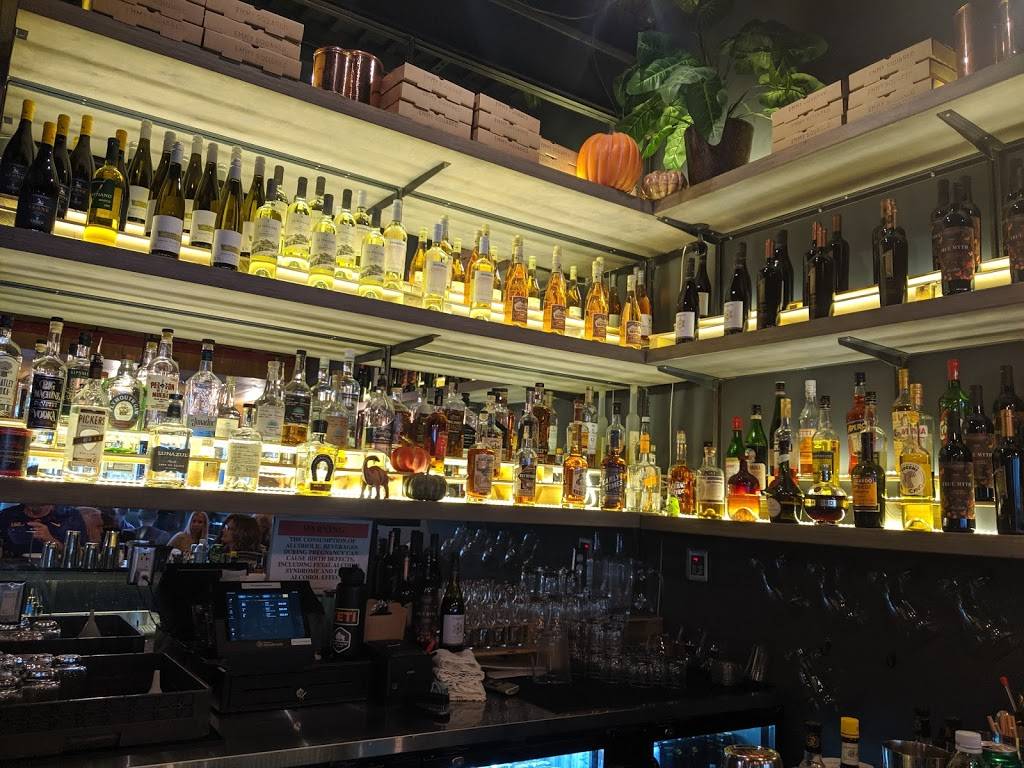 Emmy Squared - Gulch | restaurant | 404 12th Ave S, Nashville, TN 37203, USA | 6152482662 OR +1 615-248-2662