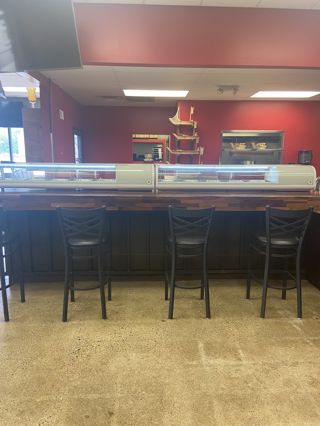 Love Sushi | restaurant | 16881 E 14 Mile Rd, Fraser, MI 48026, USA | 5868597664 OR +1 586-859-7664