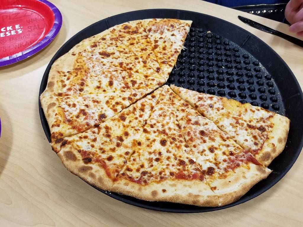 Chuck E. Cheeses | restaurant | 700 Exterior Street, The Bronx, NY 10451, USA | 7182927812 OR +1 718-292-7812