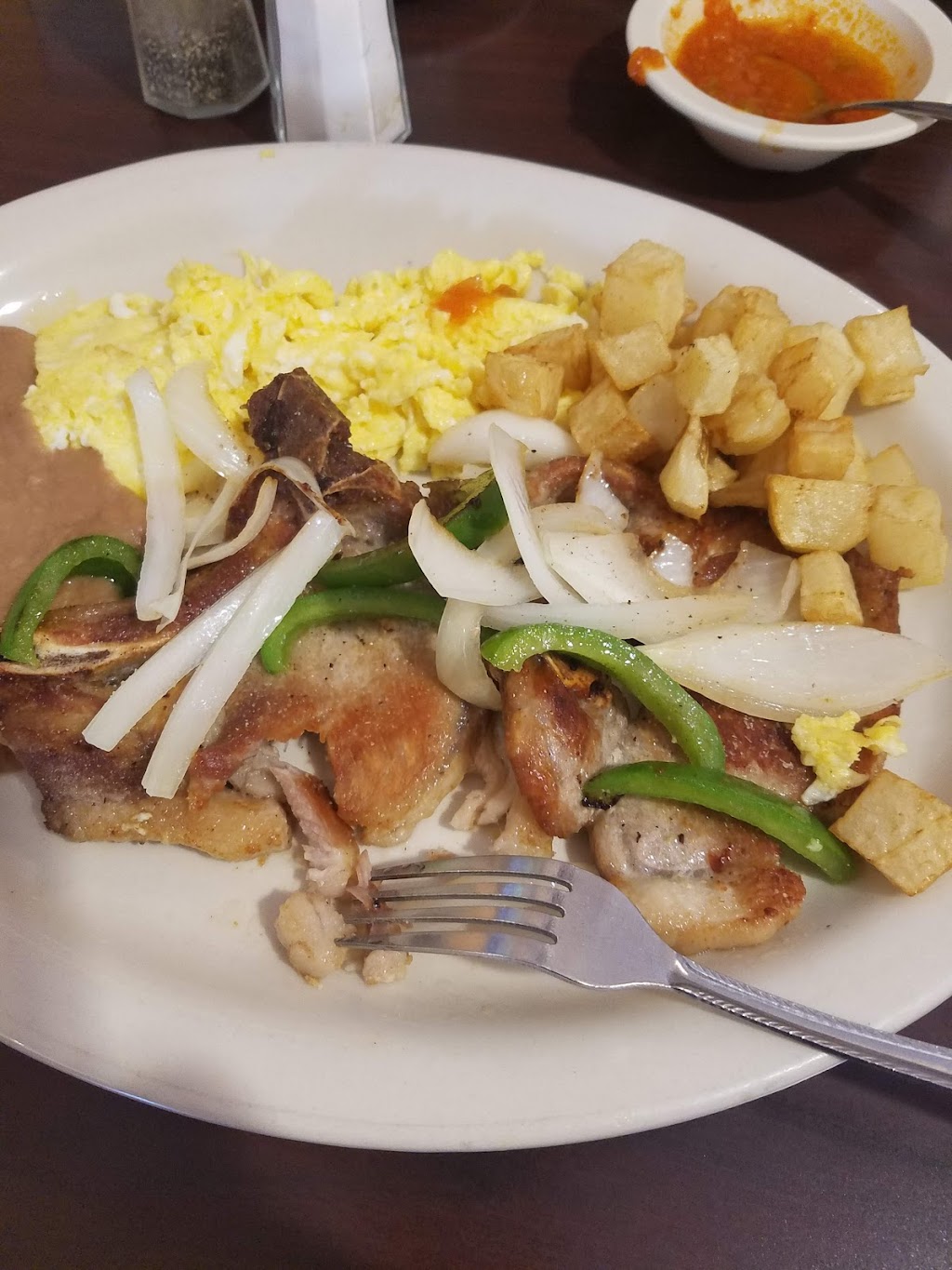 Cocos Restaurant | restaurant | 320 S Cage Blvd, Pharr, TX 78577, USA | 9562585541 OR +1 956-258-5541