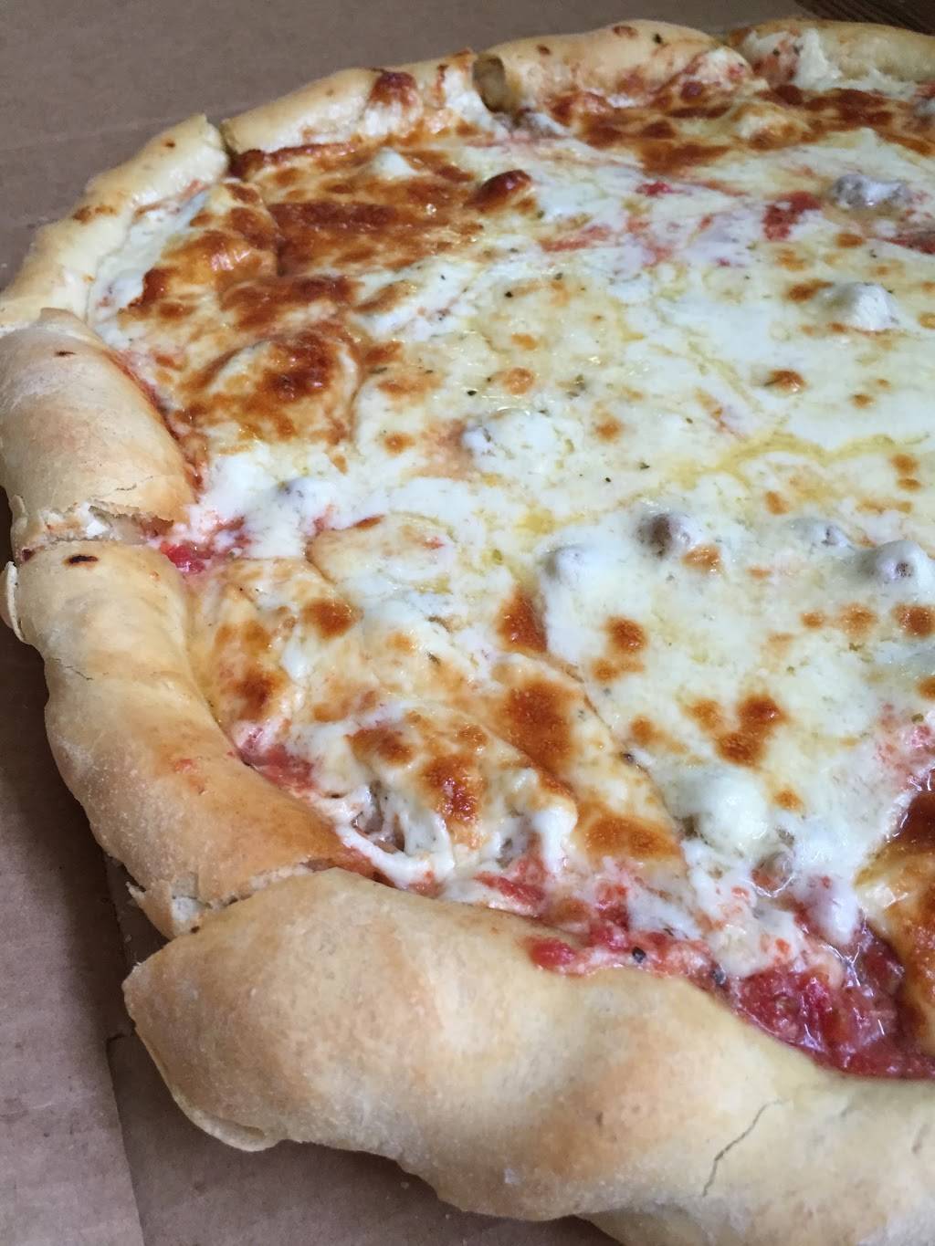 Old Town Pizza Of Naperville Inc. | restaurant | 2959 Artesian Rd #167, Naperville, IL 60564, USA | 6309224600 OR +1 630-922-4600