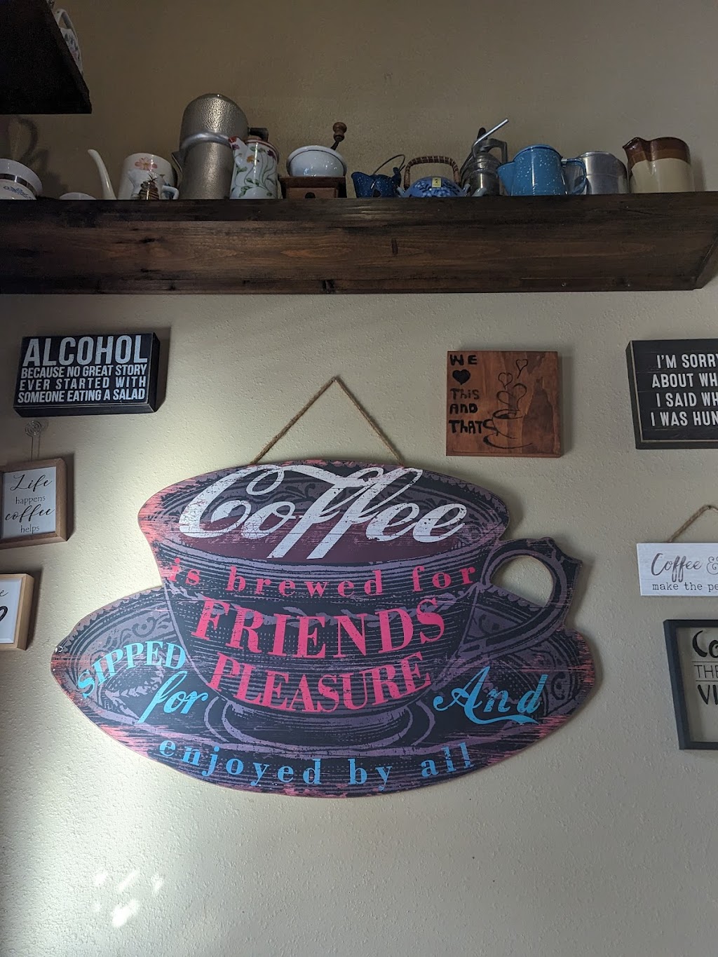 This & That Café | cafe | 700 St Johns Ave, Palatka, FL 32177, USA | 3865302044 OR +1 386-530-2044