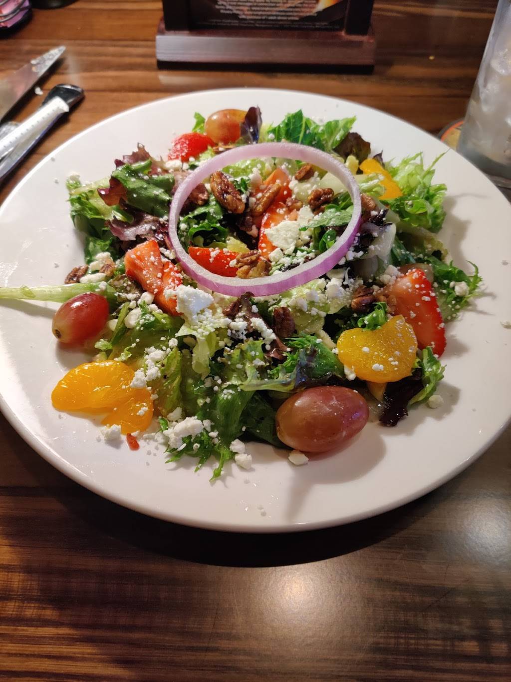 LongHorn Steakhouse | meal takeaway | 144 Wolf Rd, Albany, NY 12205, USA | 5184890193 OR +1 518-489-0193