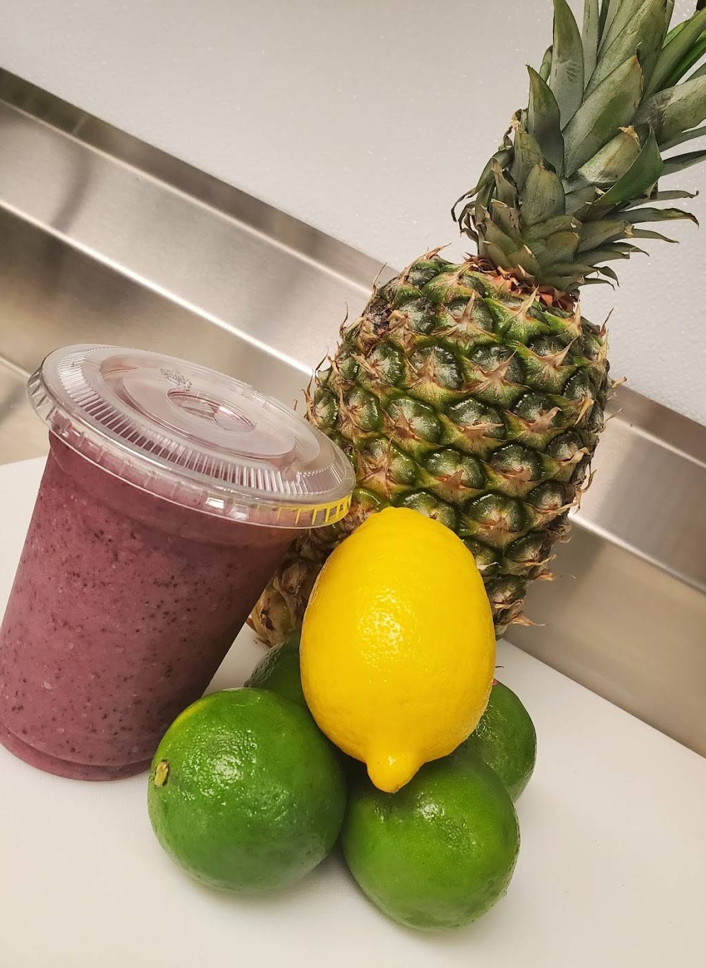 Smoothville smoothies | meal takeaway | 310 Hazard Ave, Enfield, CT 06082, USA | 8606986998 OR +1 860-698-6998