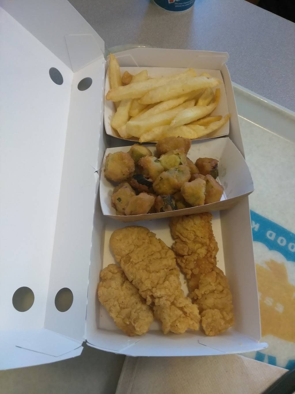 Captain Ds | restaurant | 1095 Ralph David Abernathy Blvd SW, Atlanta, GA 30310, USA | 4047526645 OR +1 404-752-6645