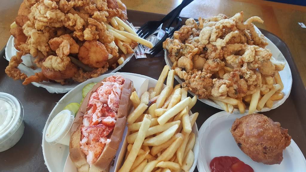 Genes Famous Seafoods | restaurant | 146 Huttleston Ave, Fairhaven, MA 02719, USA | 5089965127 OR +1 508-996-5127