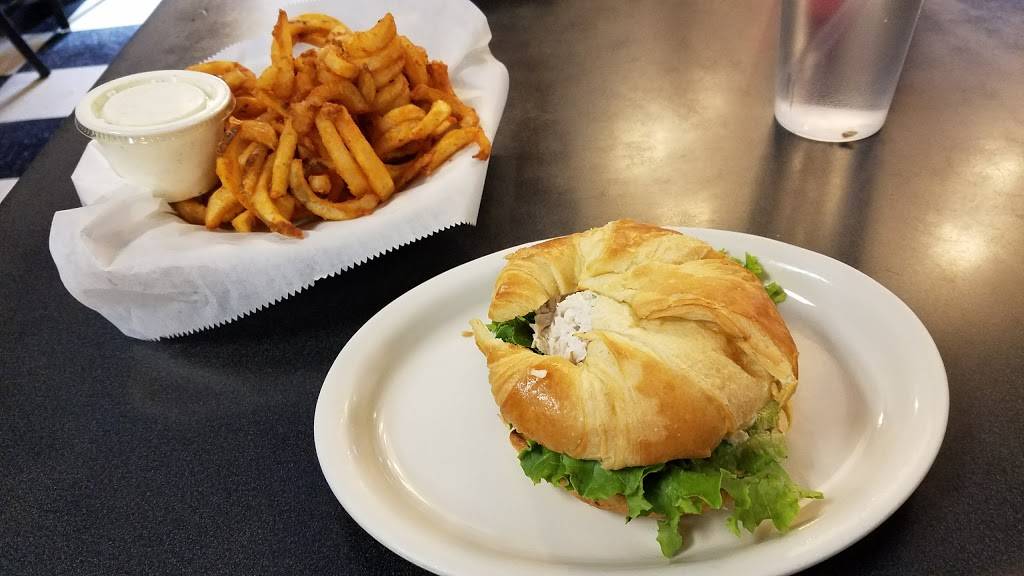 Rebeccas | restaurant | 134 N Center St, Northville, MI 48167, USA | 2483482660 OR +1 248-348-2660