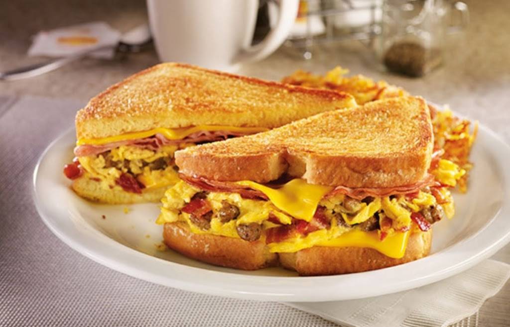 Dennys | restaurant | 12180 Central Ave, Chino, CA 91710, USA | 9096273100 OR +1 909-627-3100