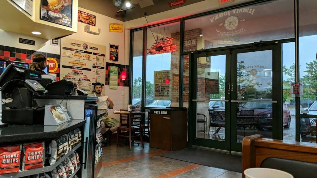 Jimmy Johns | meal delivery | 920 Elk Grove Town Center, Elk Grove Village, IL 60007, USA | 8478067070 OR +1 847-806-7070