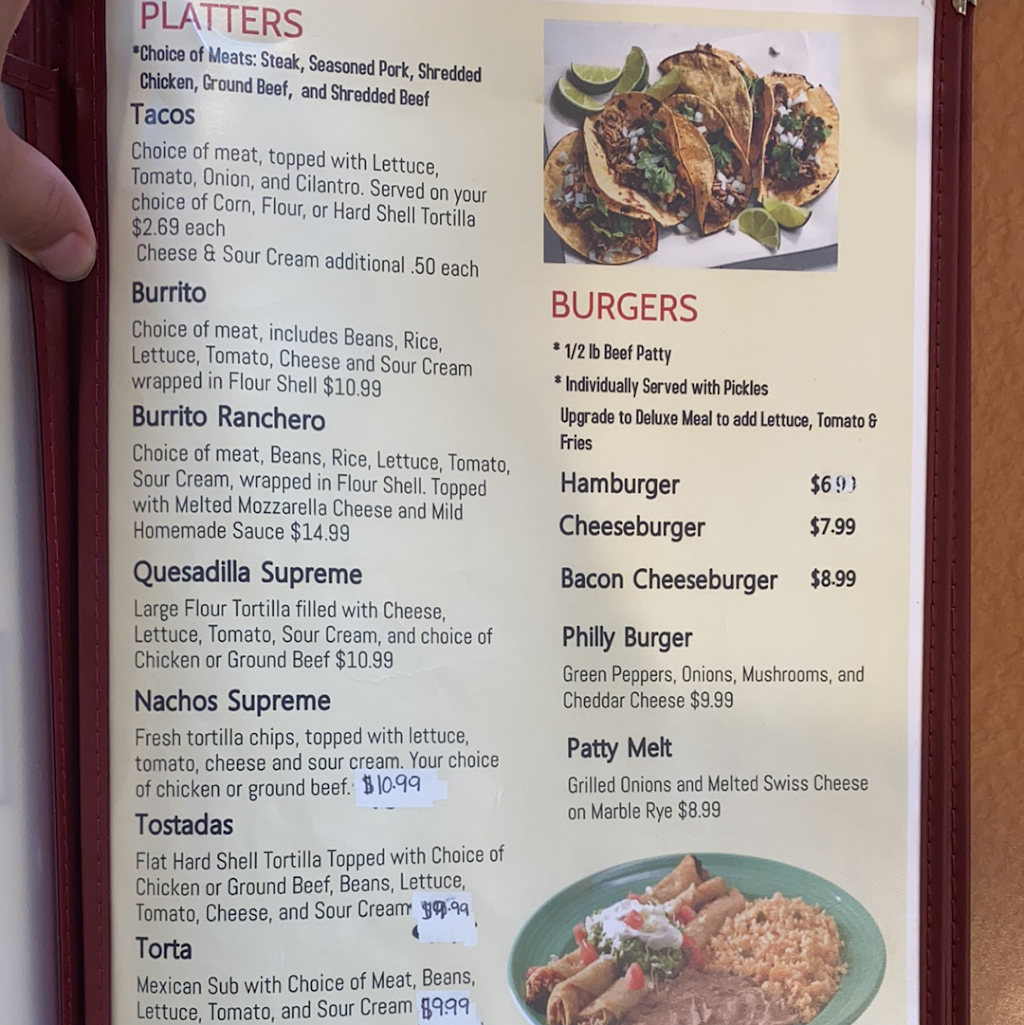 Hwy 12 Family Restaurant | restaurant | E11394 US-12, Sauk City, WI 53583, USA | 6084602079 OR +1 608-460-2079