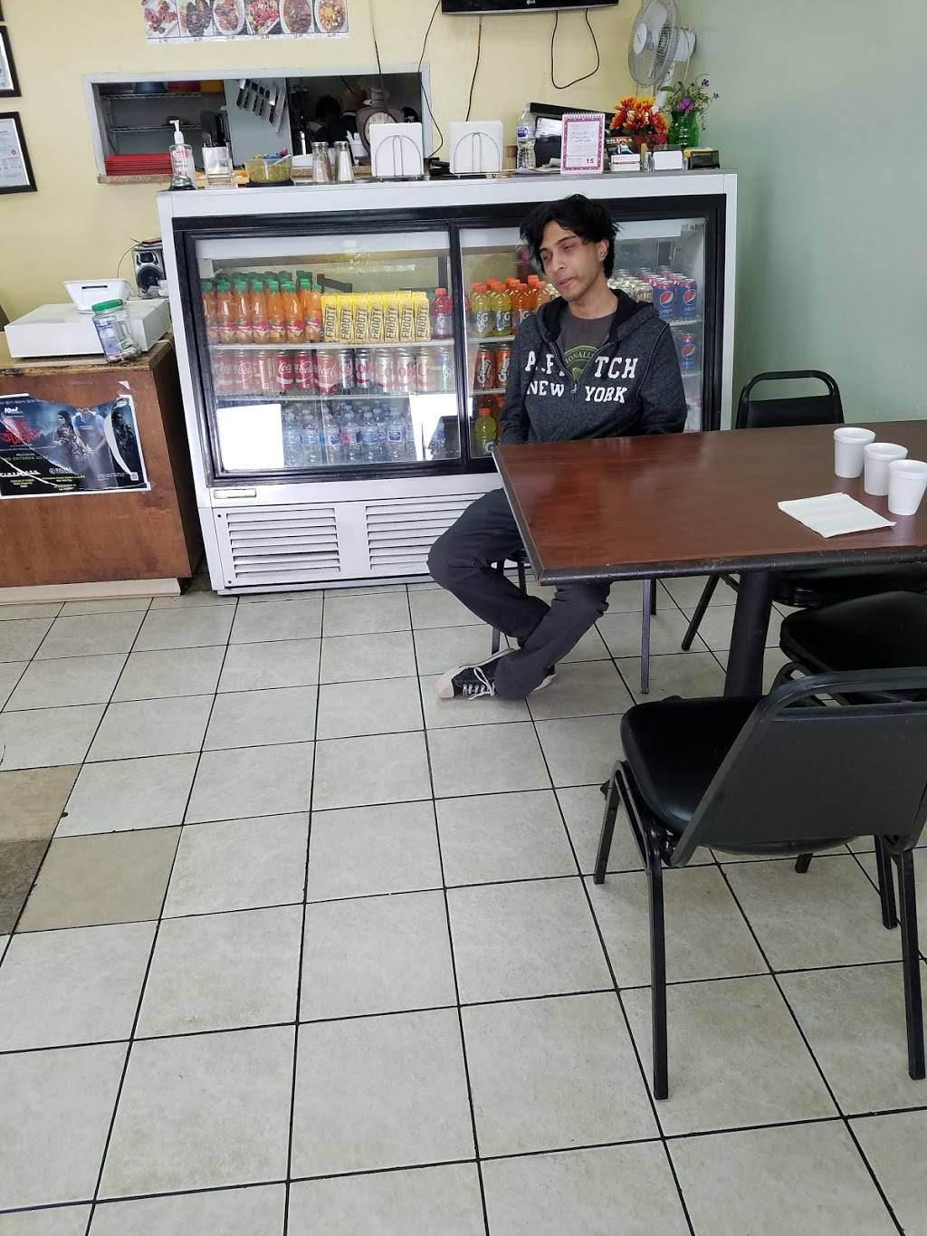 Shalimar Supermarket Cafe | restaurant | 2417 W Airport Fwy, Irving, TX 75062, USA | 9722588373 OR +1 972-258-8373