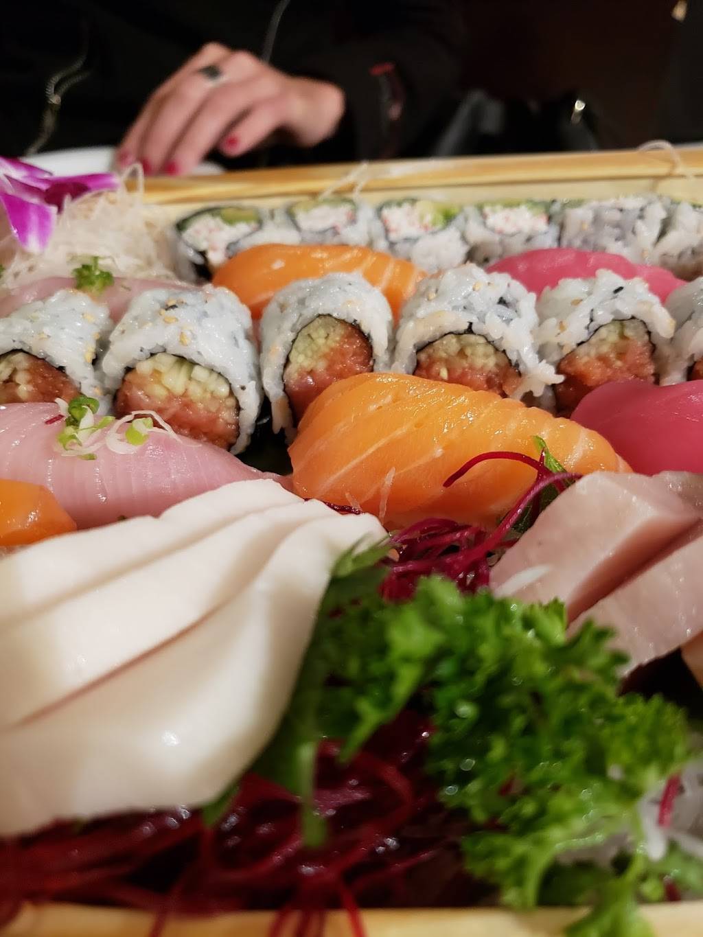 Sawa Sushi | restaurant | 78995 CA-111 #6, La Quinta, CA 92253, USA | 7605646199 OR +1 760-564-6199