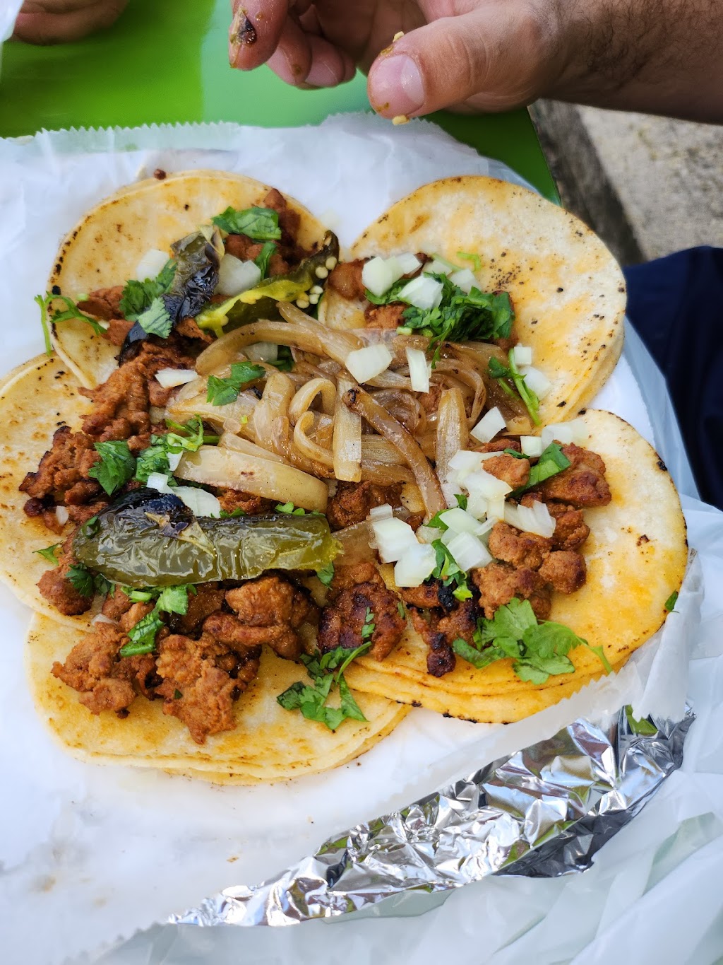 La Perita Fruteria Y Mas | meal takeaway | 603 N Zarzamora St, San Antonio, TX 78207, USA | 2109571940 OR +1 210-957-1940