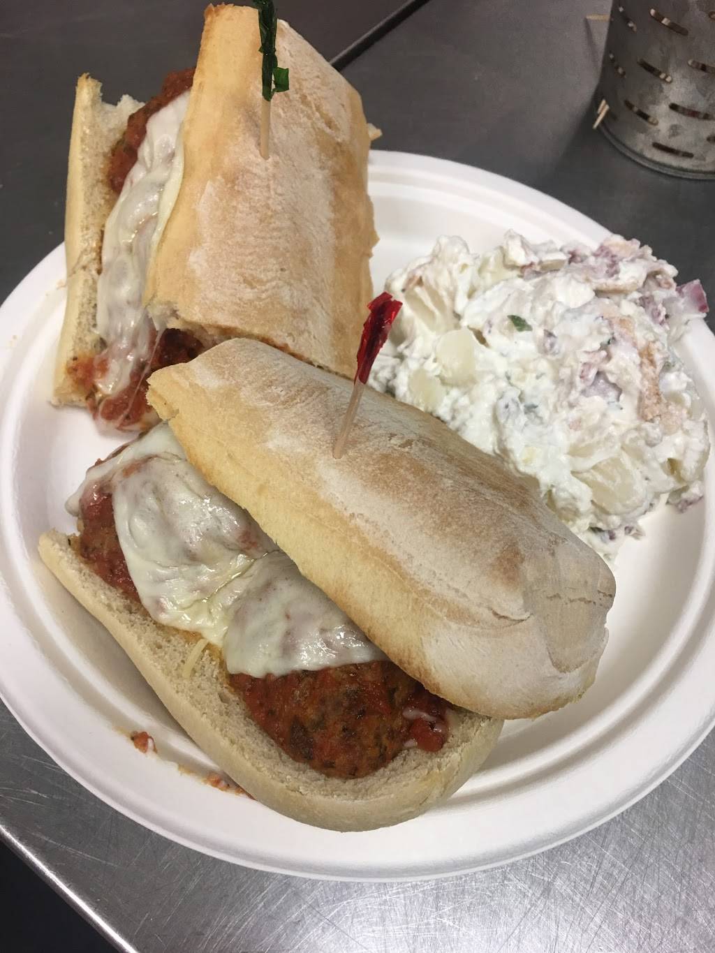 Torpedoes Subs & Stuff | restaurant | 811 S Mt Olive St, Siloam Springs, AR 72761, USA | 4792209591 OR +1 479-220-9591