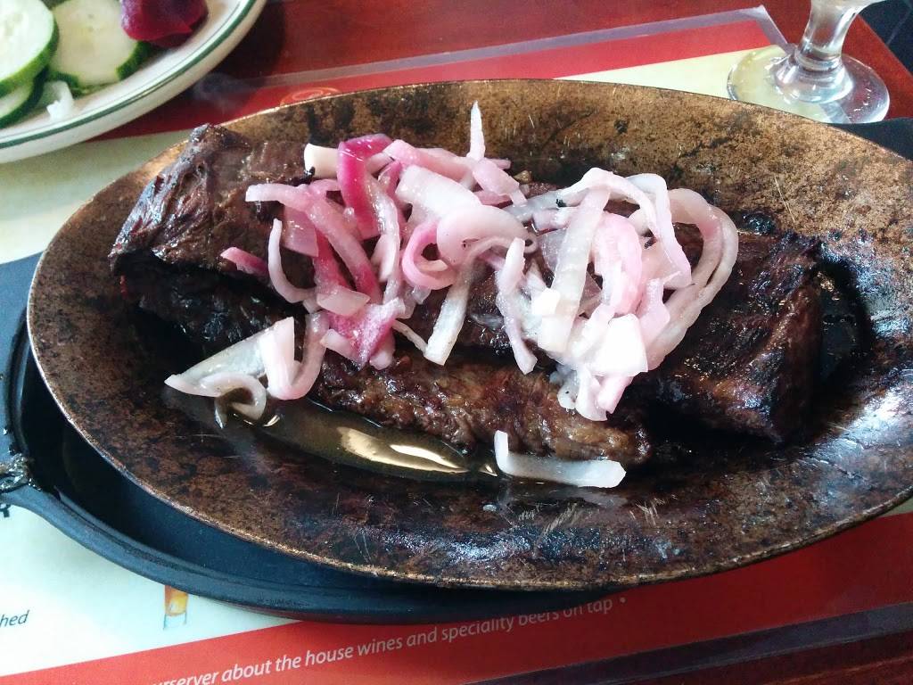 El Conde Nuevo | restaurant | 3734, 4139 Broadway, New York, NY 10033, USA | 2127813231 OR +1 212-781-3231