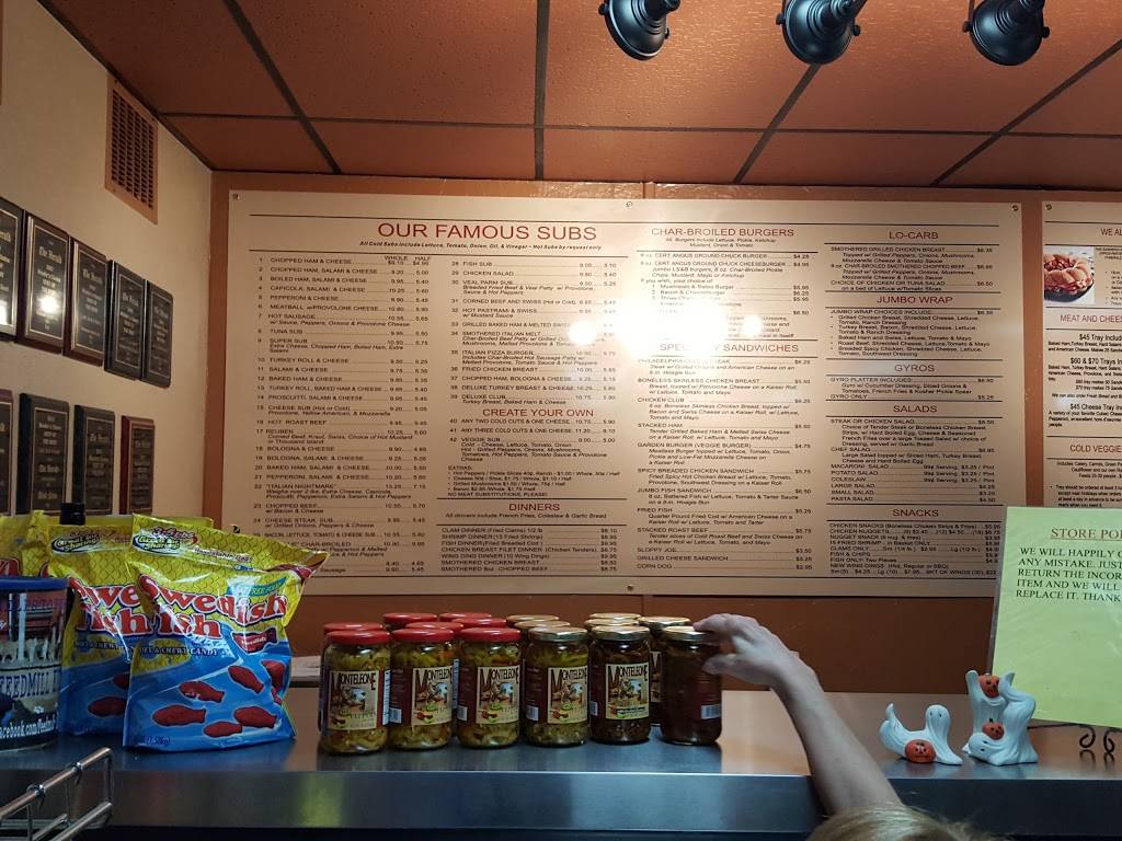 Lock Stock & Barrel | restaurant | 78 E Shenango St, Sharpsville, PA 16150, USA | 7249625503 OR +1 724-962-5503