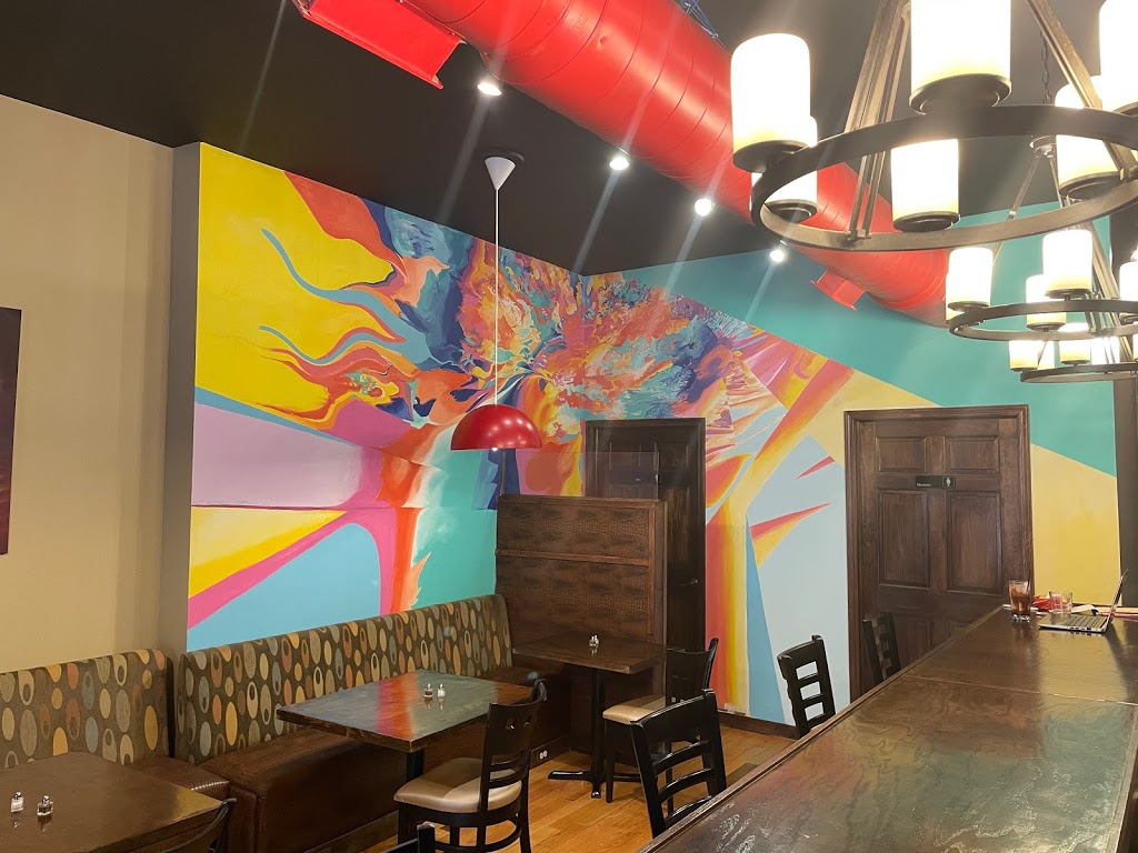 Tiffanys On Broadway | restaurant | 4645 N Broadway, Chicago, IL 60640, USA | 7732937323 OR +1 773-293-7323