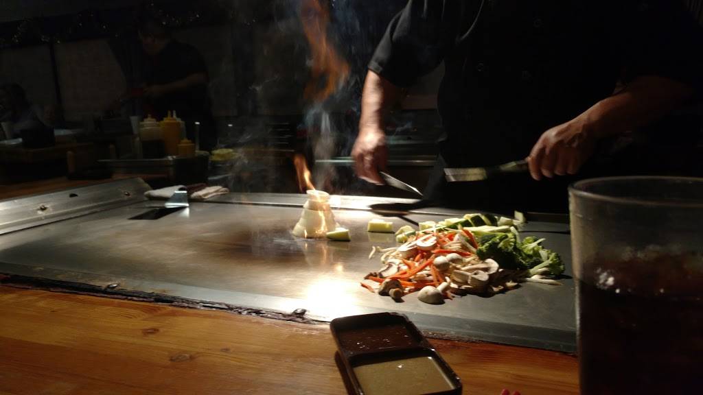 Sakura Teppan Steak & Sushi | restaurant | 6534 E Tanque Verde Rd, Tucson, AZ 85715, USA | 5202987777 OR +1 520-298-7777