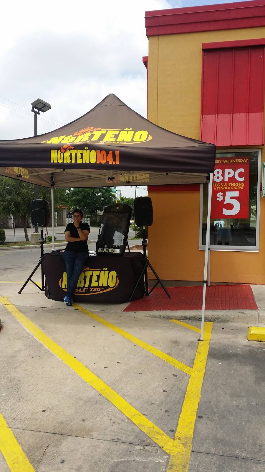 Churchs Chicken | restaurant | 1209 Steves Ave, San Antonio, TX 78210, USA | 2105329112 OR +1 210-532-9112