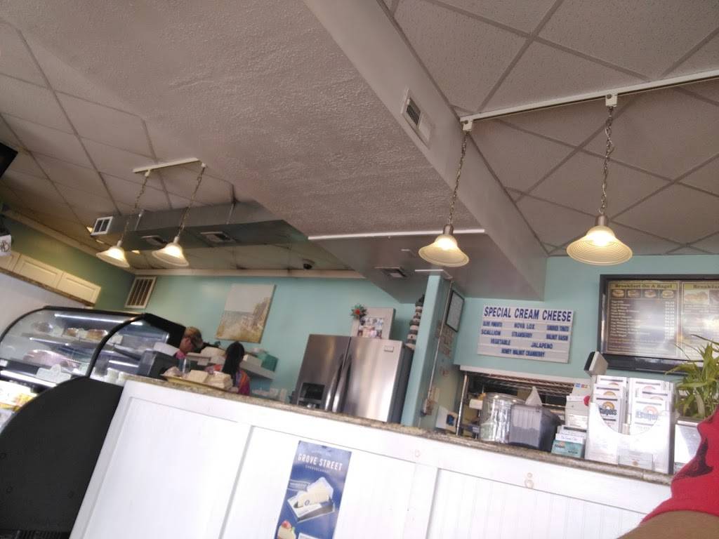 Silver Bay Bagels | restaurant | 1831 Hooper Ave, Toms River, NJ 08753, USA | 7322558131 OR +1 732-255-8131