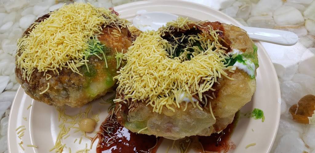 Bombay Sweets Inc | restaurant | 5827 Hillcroft St, Houston, TX 77036, USA | 7137804453 OR +1 713-780-4453