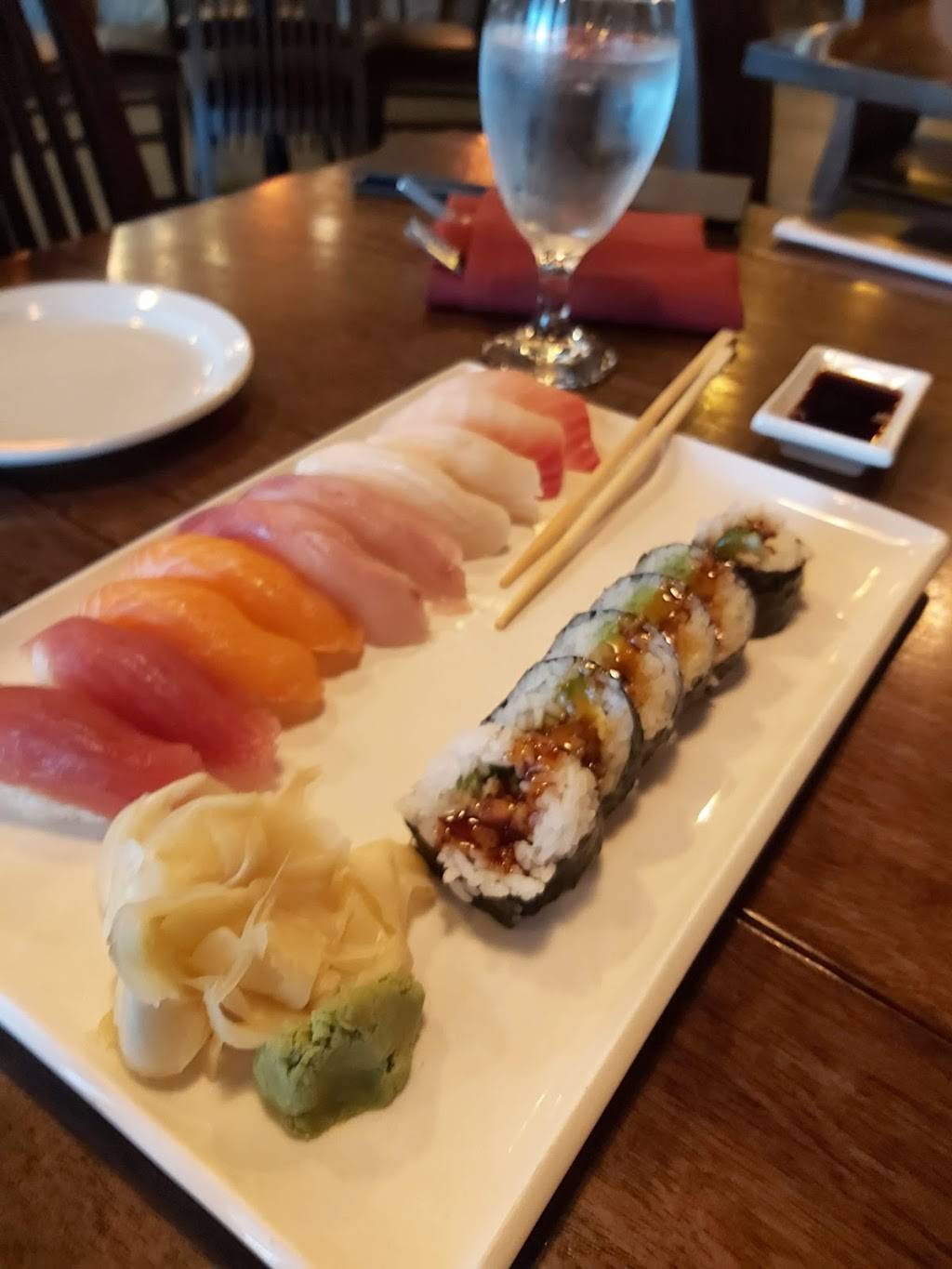 Kobe Sushi | restaurant | 1569 Fall River Dr, Loveland, CO 80537, USA | 9706228383 OR +1 970-622-8383