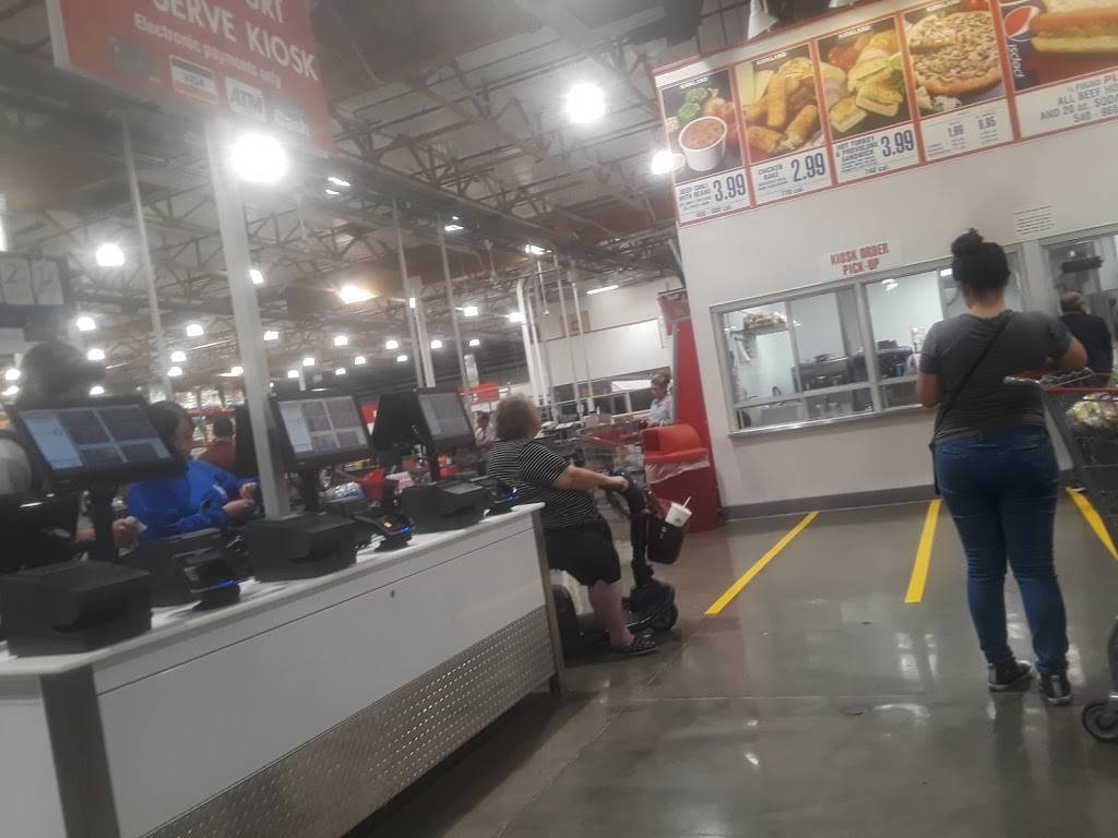 Costco Food Court | meal takeaway | 12700 Day St, Moreno Valley, CA 92553, USA | 9516978935 OR +1 951-697-8935