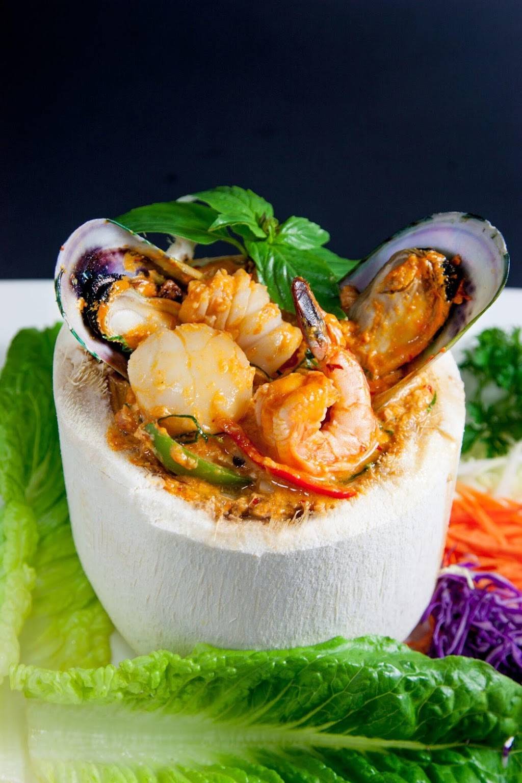 Lanna Thai Cuisine | restaurant | 4501 Mission Bay Dr #1B, San Diego, CA 92109, USA | 8582748424 OR +1 858-274-8424