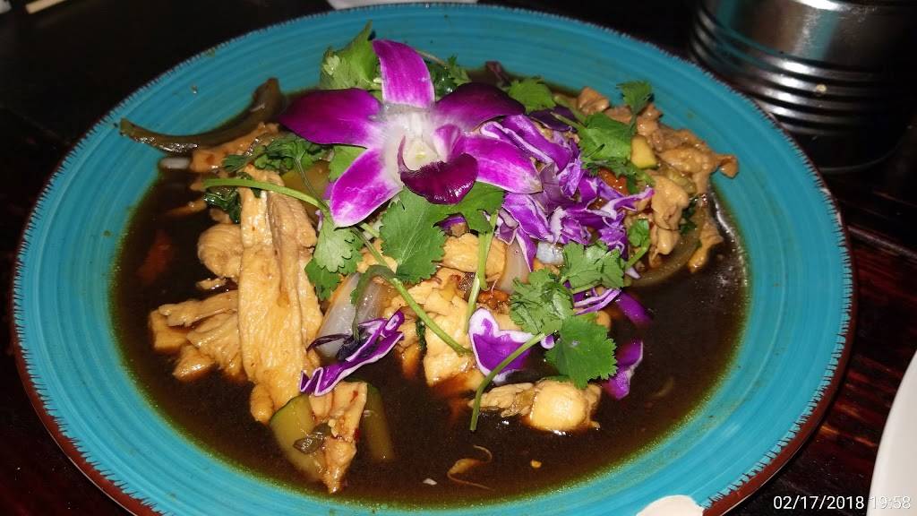 Nitallys Thai-Mex Express | restaurant | 6800 Gulfport Blvd S Suite #111, South Pasadena, FL 33707, USA | 7272893695 OR +1 727-289-3695