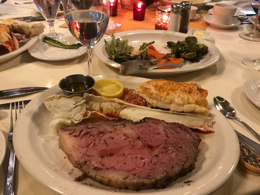 Huron River Hunting & Fishing Club | restaurant | 22575 Farmington Rd, Farmington, MI 48336, USA | 2484771000 OR +1 248-477-1000