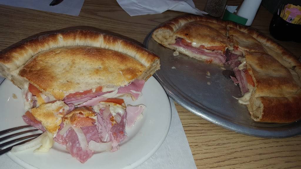 Paulies Family Restaurant | restaurant | 1214 Chestnut St, Coplay, PA 18037, USA | 6102612110 OR +1 610-261-2110