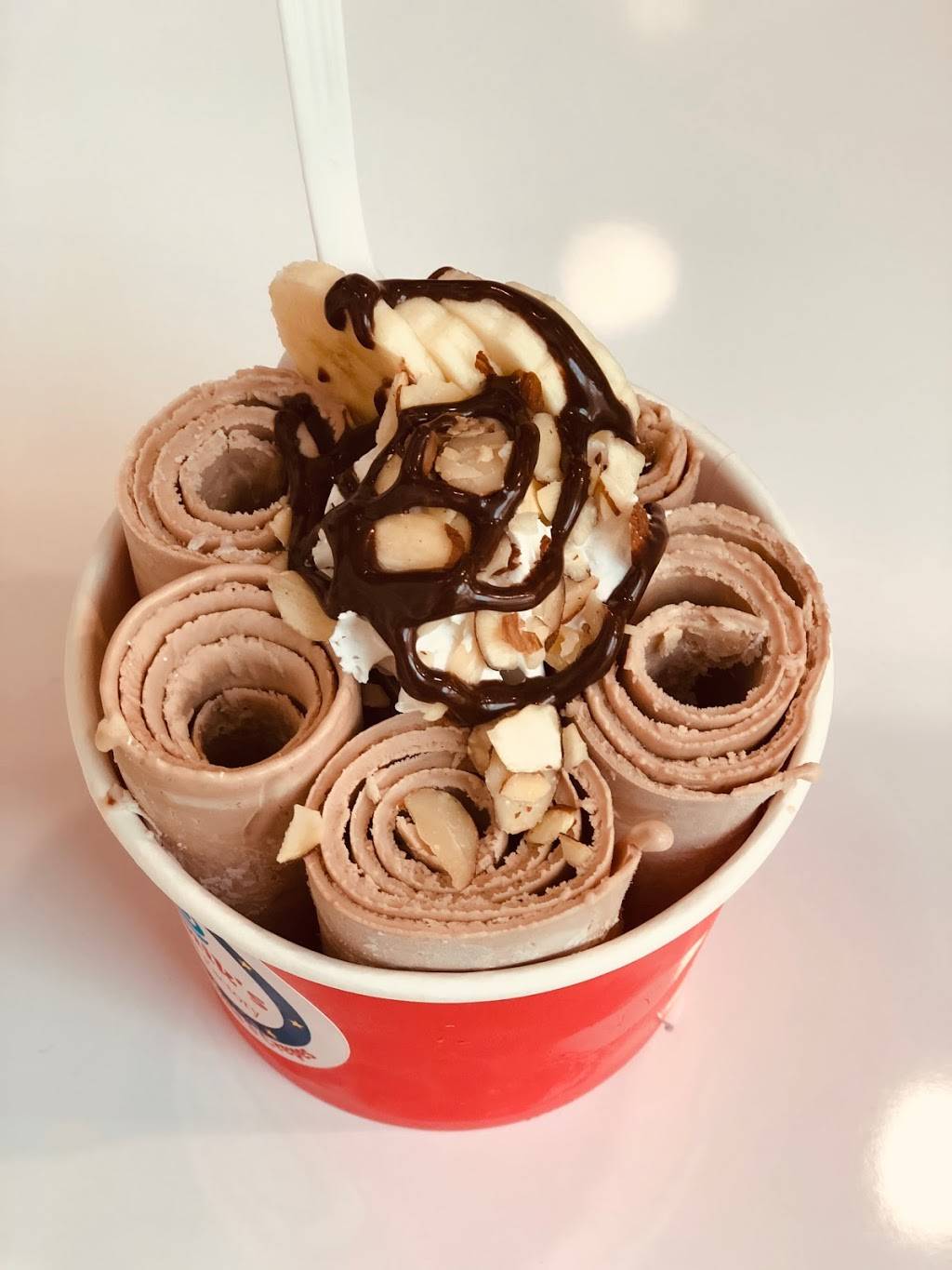 Jonniks Dessert Factory | restaurant | 22500 Town Cir, Moreno Valley, CA 92553, USA | 9516532118 OR +1 951-653-2118