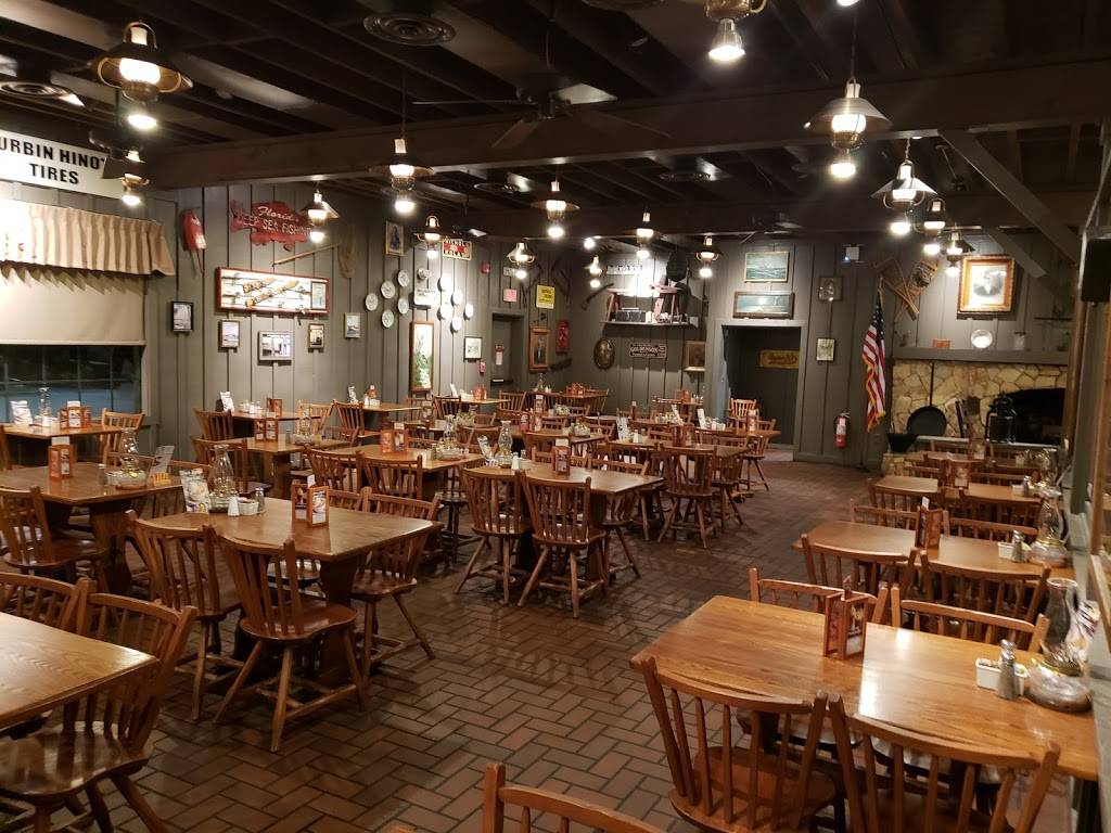 Cracker Barrel Old Country Store | restaurant | 2550 Peters Rd, Fort Pierce, FL 34945, USA | 7725959393 OR +1 772-595-9393