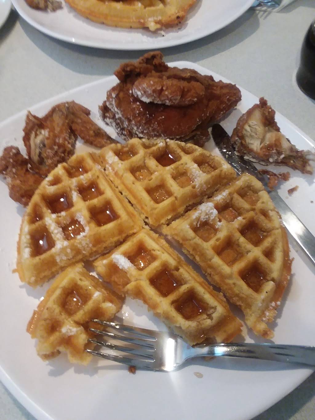 Trang’s Diner | restaurant | 3354 Durham Rd, Roxboro, NC 27573, USA | 3363224201 OR +1 336-322-4201