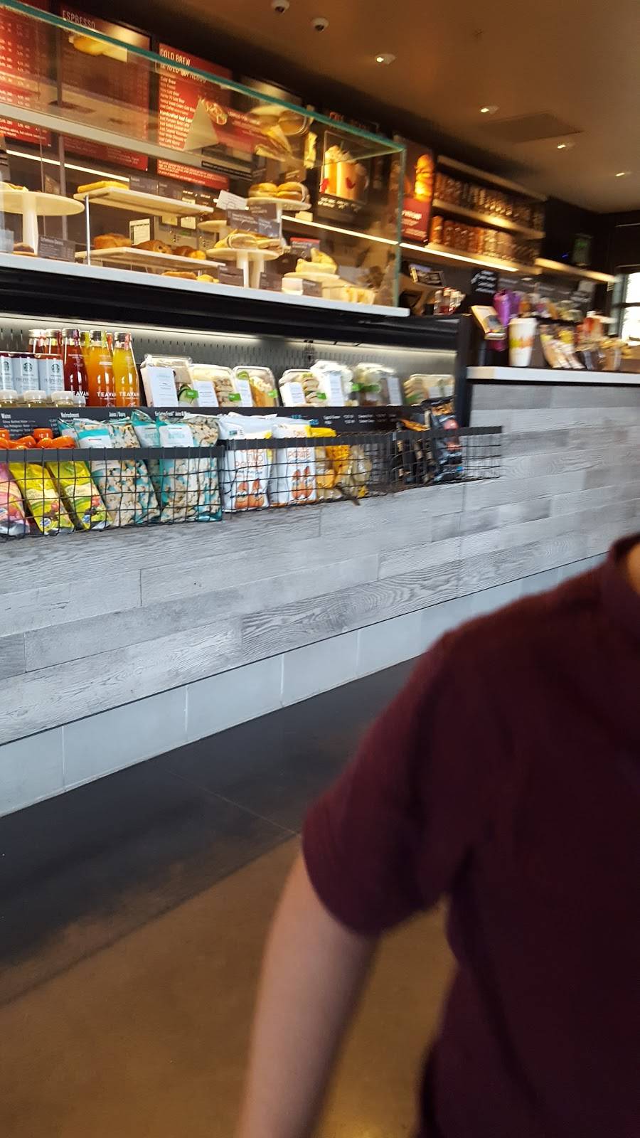 Starbucks | cafe | 2453 East Lacey Blvd, Hanford, CA 93230, USA | 5596336913 OR +1 559-633-6913