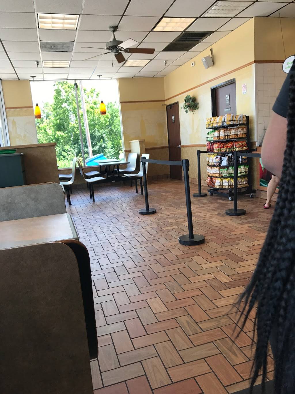 Subway Restaurants | restaurant | 9421 Mesa Dr, Houston, TX 77028, USA | 7136333132 OR +1 713-633-3132