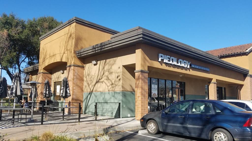 Pieology Pizzeria | restaurant | 250 Cochrane Plaza #100, Morgan Hill, CA 95037, USA | 4087827088 OR +1 408-782-7088