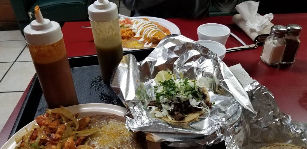 El Taco Amigo | restaurant | 201 W New York Ave, DeLand, FL 32720, USA | 3867340735 OR +1 386-734-0735