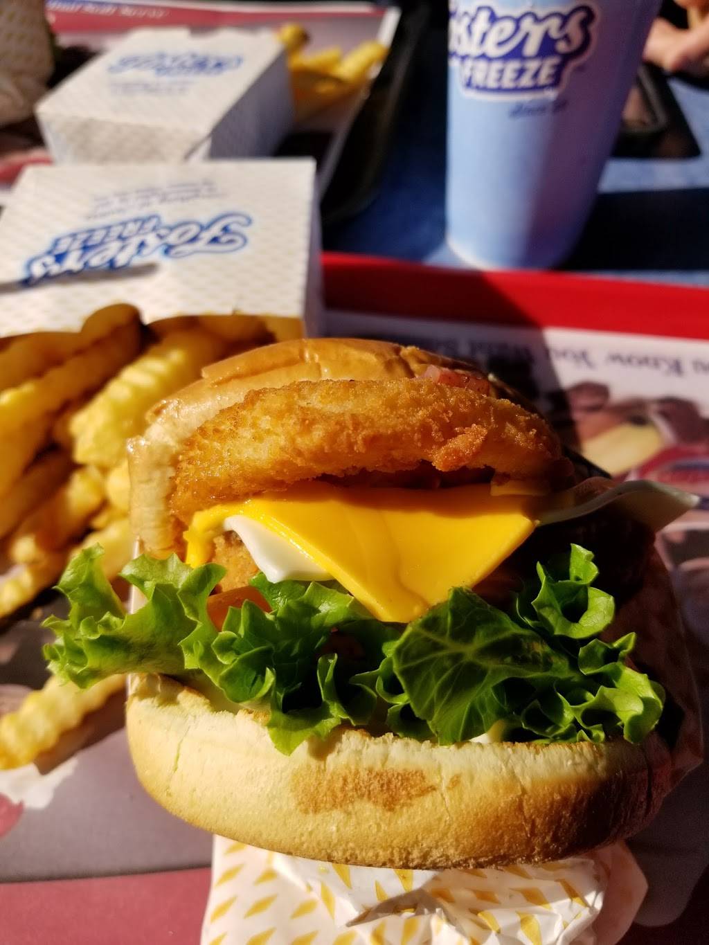 Fosters Freeze | restaurant | 902 Clovis Ave, Clovis, CA 93612, USA | 5592992820 OR +1 559-299-2820