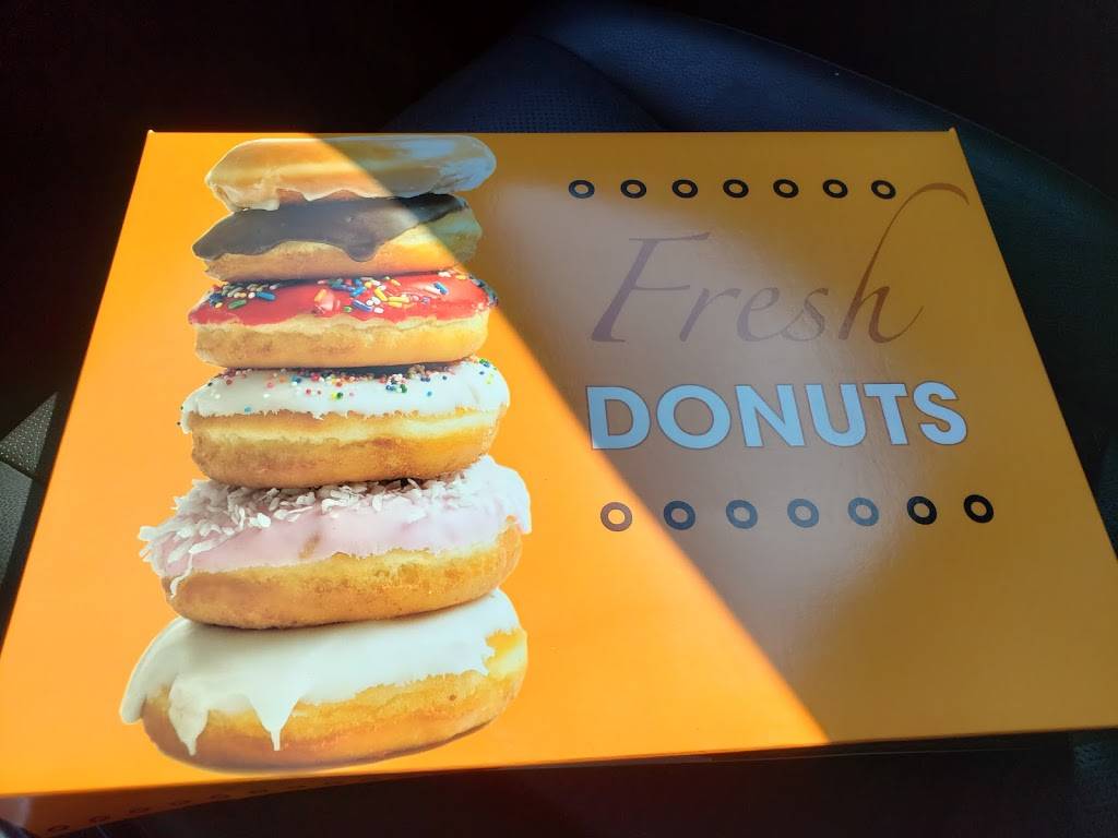 Bakers Dozen Donut | restaurant | 6810 Murphy Rd #200, Sachse, TX 75048, USA | 9724142100 OR +1 972-414-2100