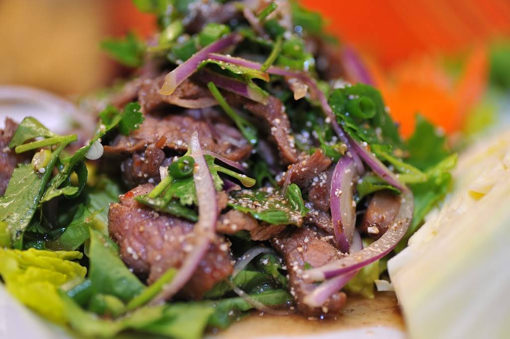 Thai Emerald | restaurant | 540 W Crossville Rd #201, Roswell, GA 30075, USA | 7705526700 OR +1 770-552-6700