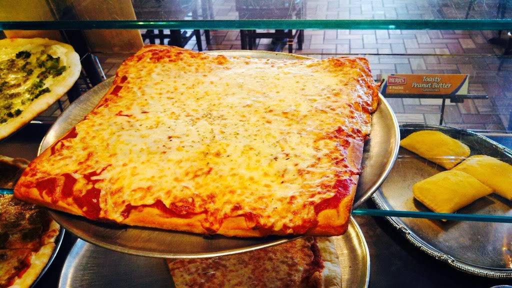 Salvatore Ruffinos | restaurant | 1902 W Allen St, Allentown, PA 18104, USA | 6104373621 OR +1 610-437-3621