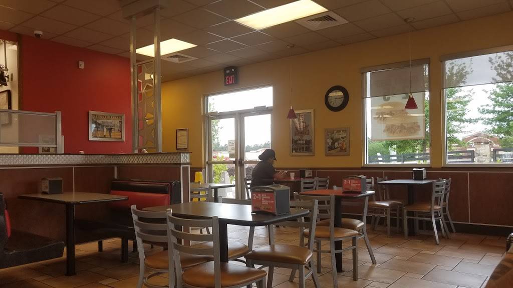 Hardees | restaurant | 7000 Ruffie Way, Midland, GA 31820, USA | 7065618143 OR +1 706-561-8143