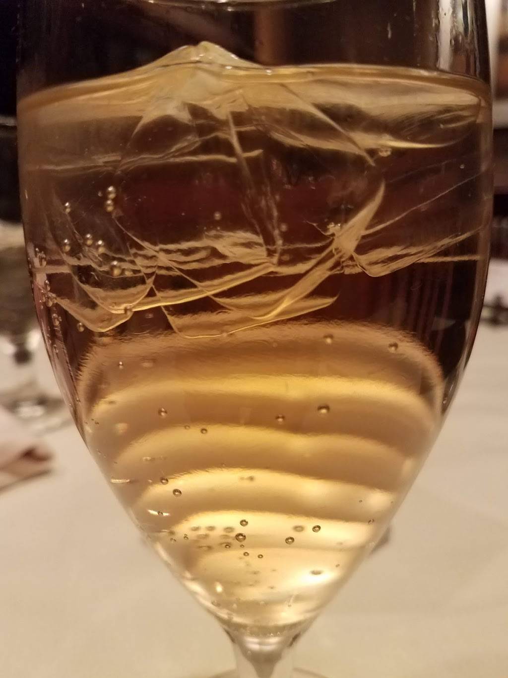 Schlesingers Steakhouse | restaurant | 1106 William Styron Square S, Newport News, VA 23606, USA | 7575994700 OR +1 757-599-4700