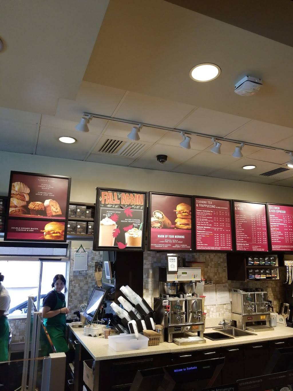 Starbucks | cafe | 120 E Ramona Expy, Perris, CA 92571, USA | 9519436862 OR +1 951-943-6862