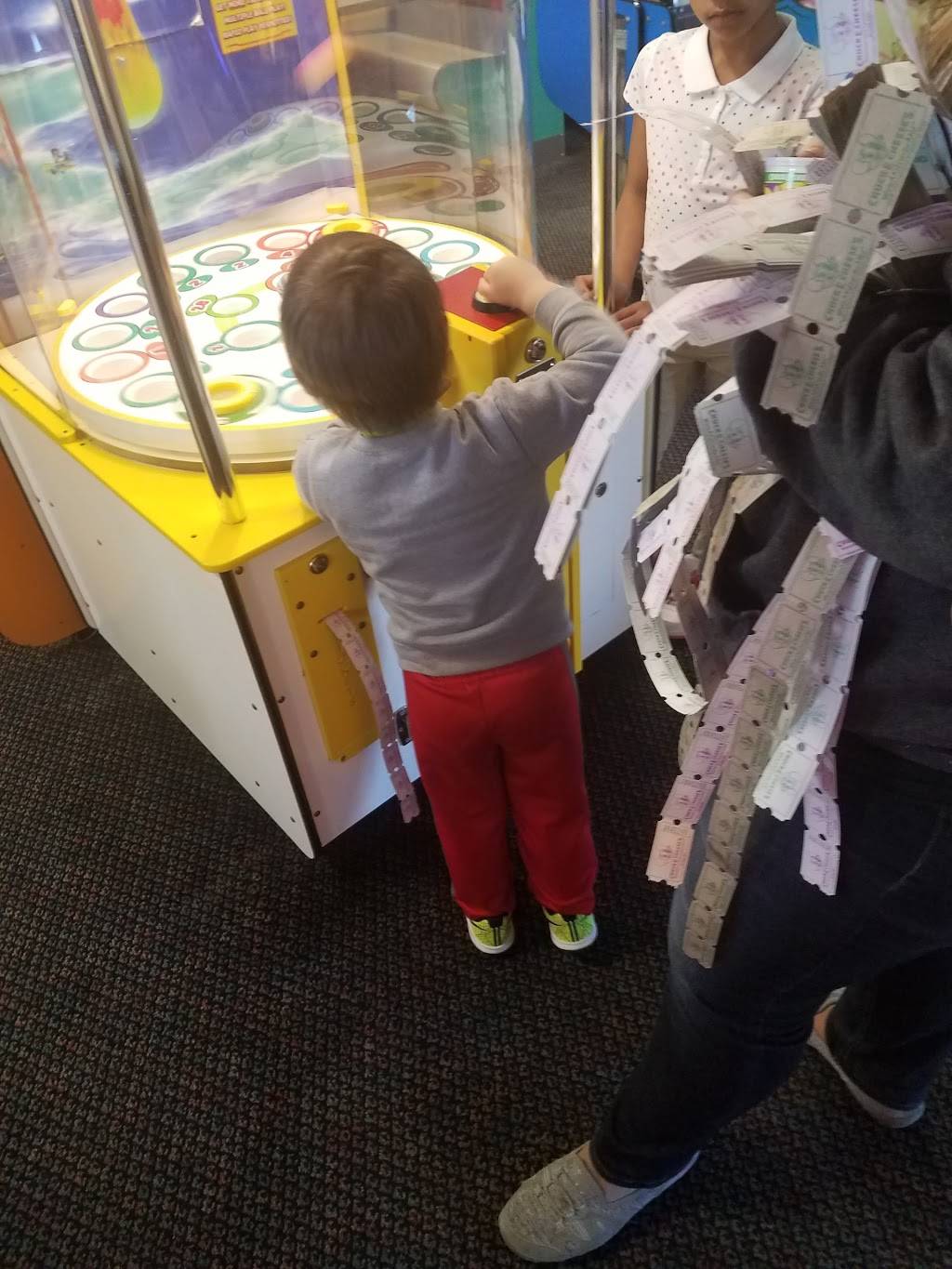 Chuck E. Cheese | restaurant | 4389 Oleander Dr, Wilmington, NC 28403, USA | 9103921234 OR +1 910-392-1234