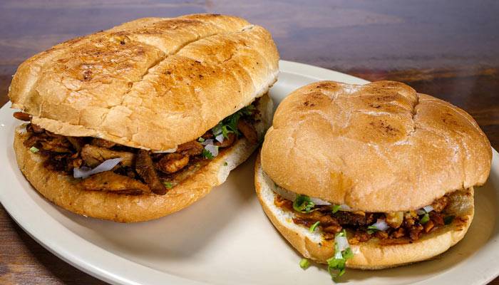 Restaurante La Bendicion | restaurant | 4040 Gulfway Dr, Port Arthur, TX 77642, USA | 4095480348 OR +1 409-548-0348