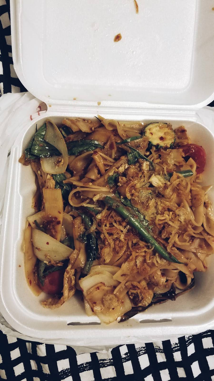 Thai Express | restaurant | 305 Nord Ave, Chico, CA 95928, USA | 5308988424 OR +1 530-898-8424