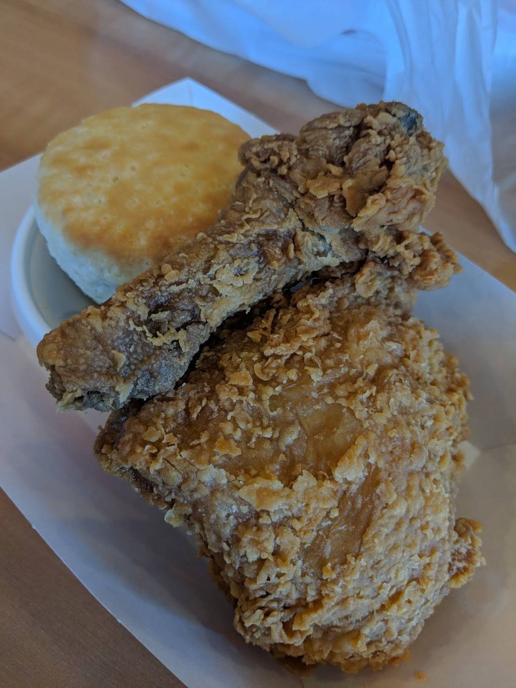 Popeyes Louisiana Kitchen | restaurant | 12620 Hawthorne Blvd, Hawthorne, CA 90250, USA | 3106449070 OR +1 310-644-9070